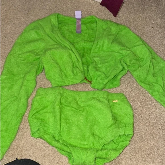 Savage X Fenty Neon Green Textured Set